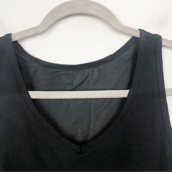 ALPHALETE | Black Mesh Back Sports Bra White Graphic Women’s Size Medium - Picture 3 of 7